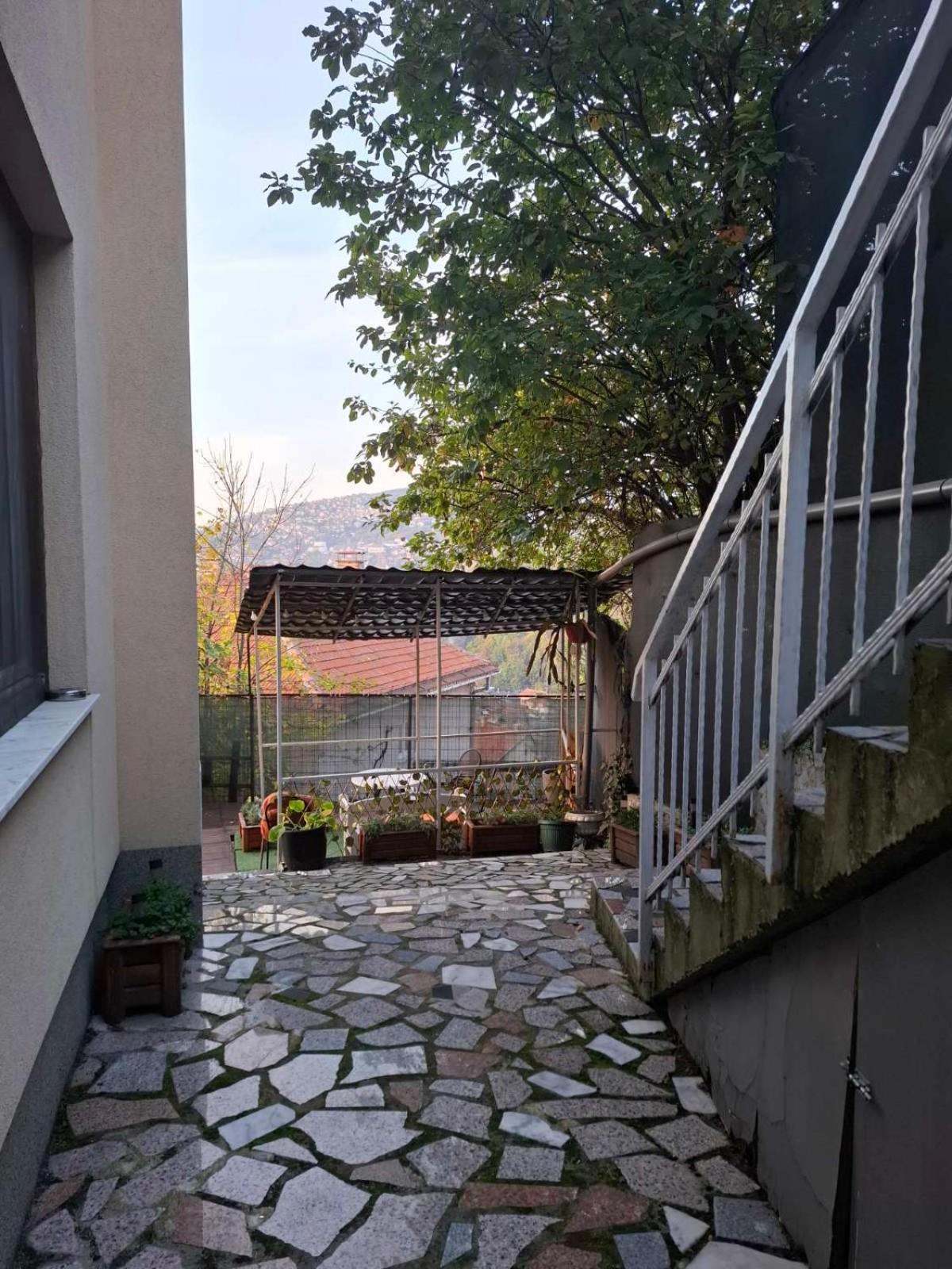 Address Apartment Szarajevó Kültér fotó