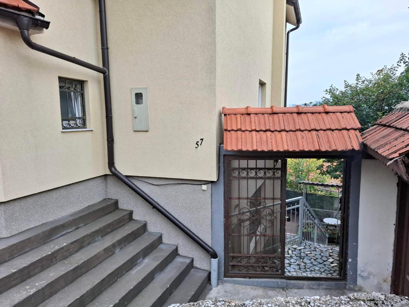 Address Apartment Szarajevó Kültér fotó